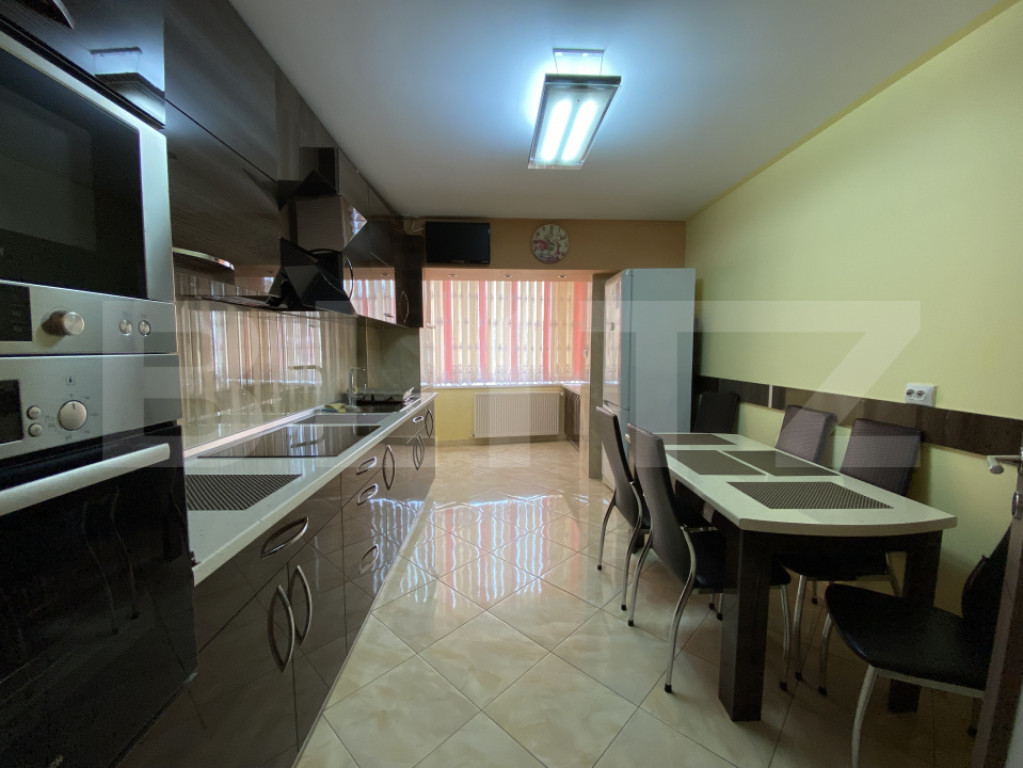 Apartament 3 camere, decomandat, Ultracentral – Gheorghe ?