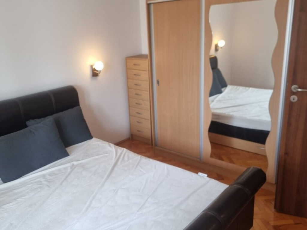 2 camere - parcul I.O.R. - metrou - modern - mobilat si util