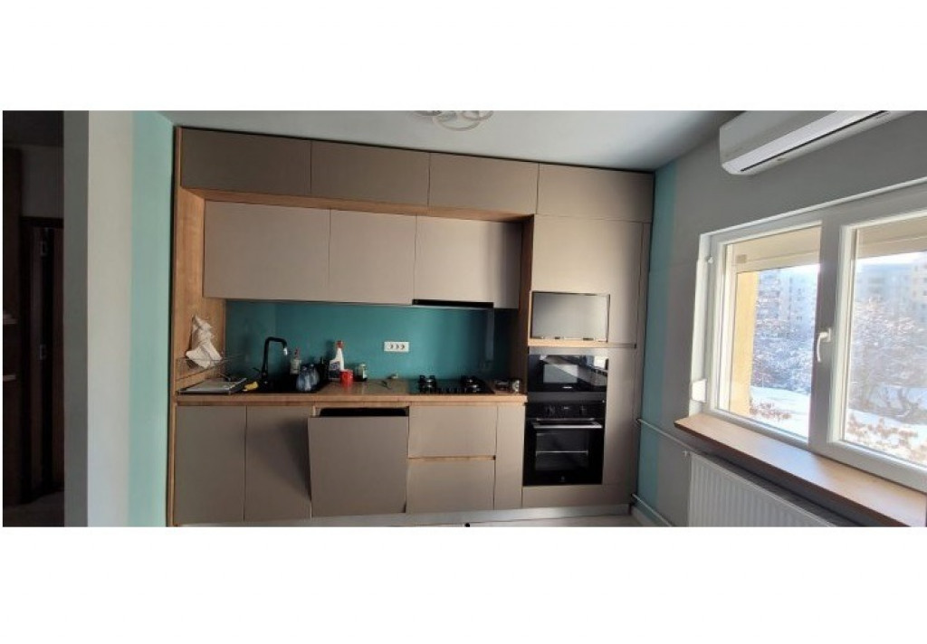 Apartament 3 camere Moll Vitan