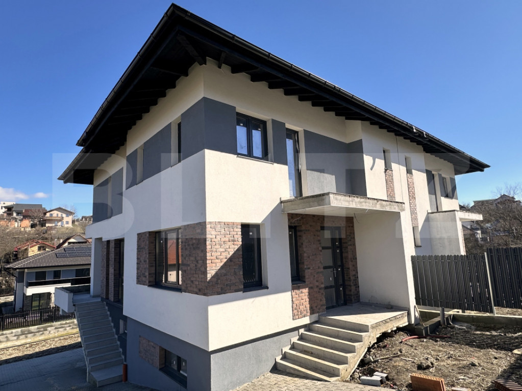 Duplex 177 mp utili, 2 garaje, 350 mp teren, Dezmir!