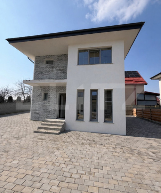 Casa individuala zona rezidentiala, 126 mp construiți ,380