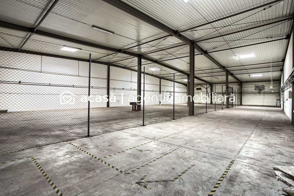 Hală Arad 883 mp