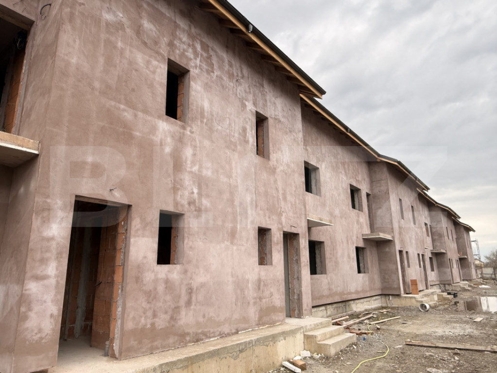 Casă modernă in Ploiesti + curtea + 2 locuri de parcare.