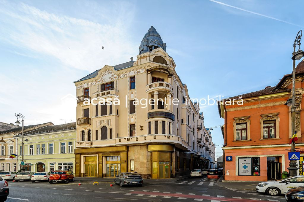 Bijuterie arhitecturală cu istorie. Confort modern, Ultr...