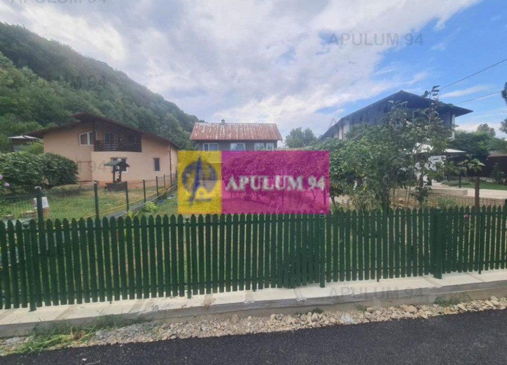 Casa D+P+M si teren Poiana Campina ideal investitie
