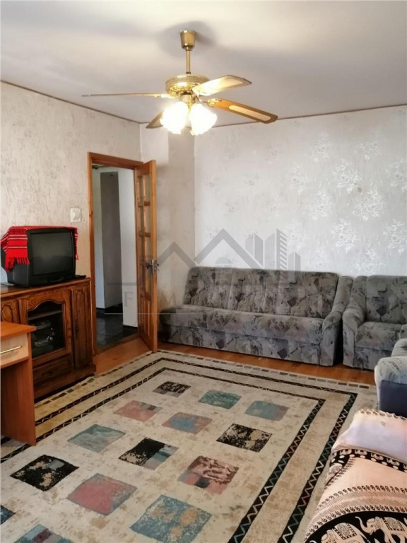 Apartament 4 camere Gara - Silvestru