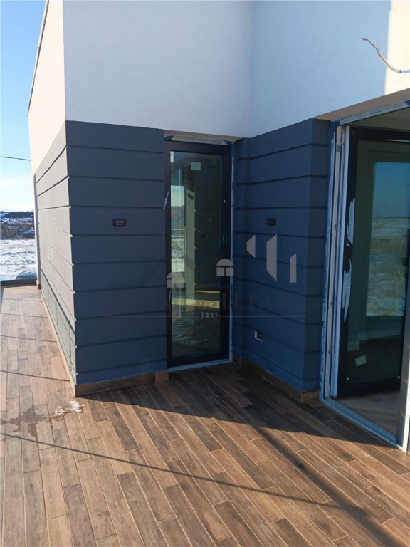 Valea Ursului, langa padure, Vila lux (ecologica)150mp.utili