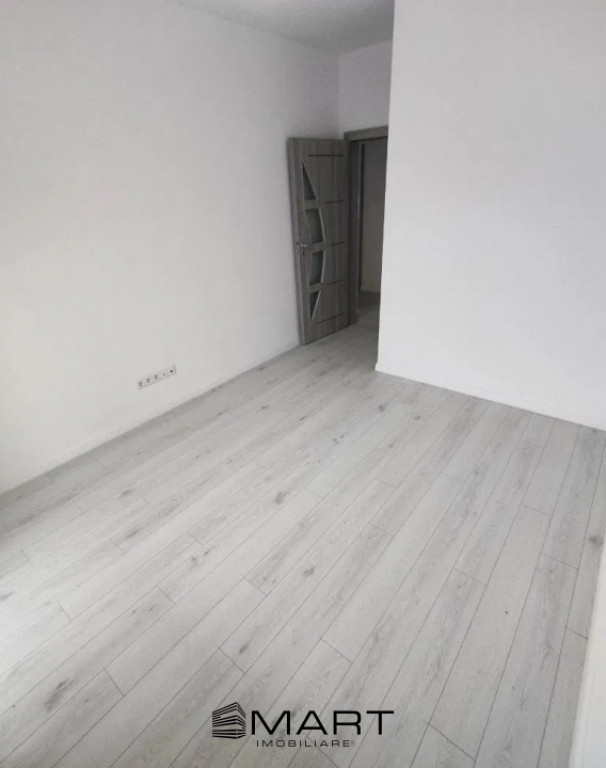 Penthouse la cheie cu 2 camere in cartierul Tineretului