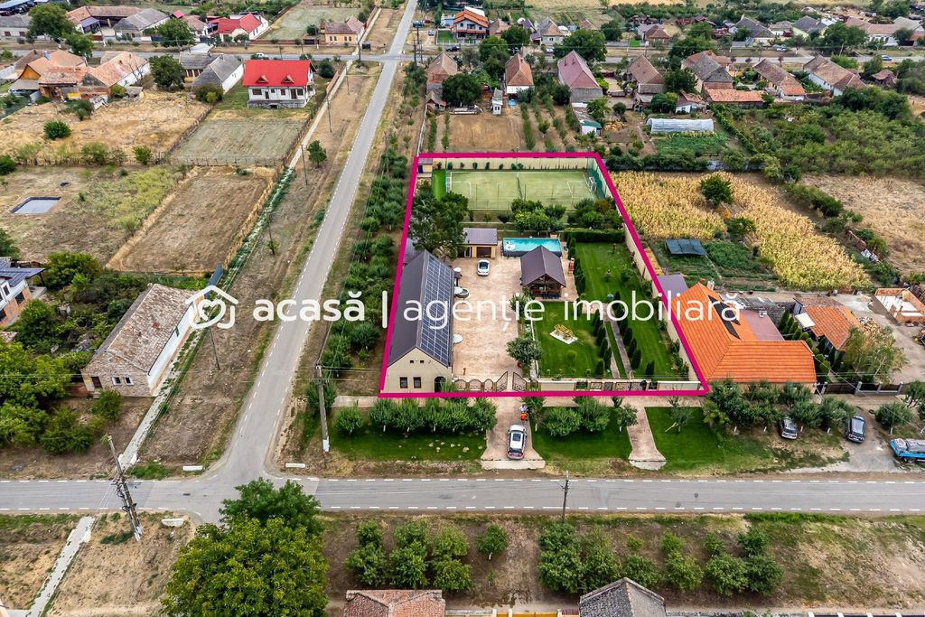 Proprietate de vis cu teren 2.880 mp și facilități PRE...