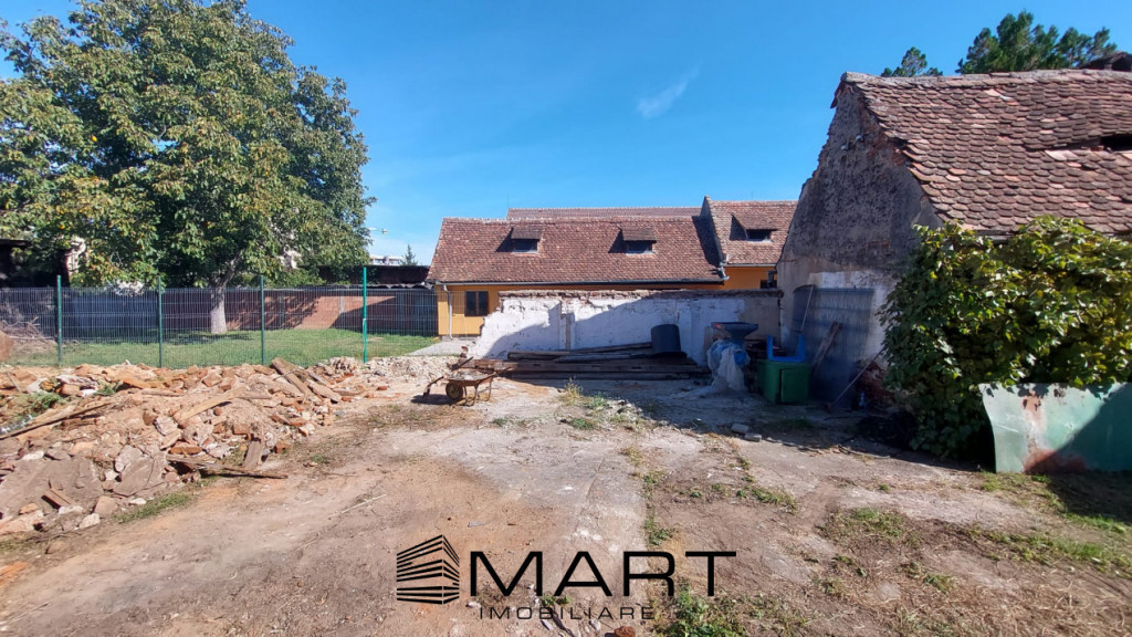 Casa individuala cu teren 800 mp zona Turnisor