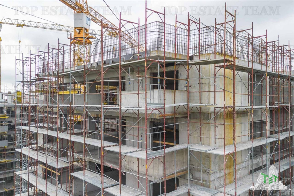 Apartament 2 camere spatios 63mp utili balcon bloc nou secto