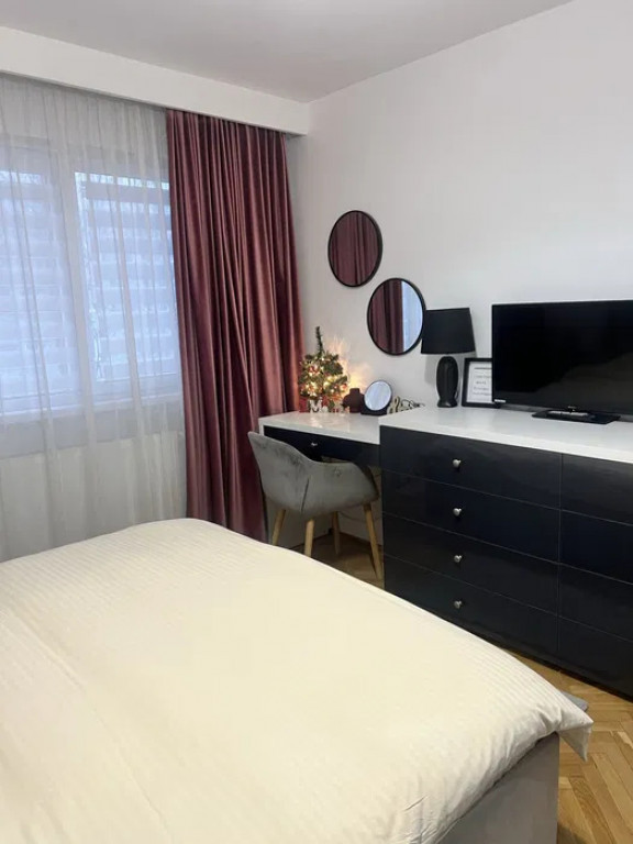 Garsonieră modernă, complet renovată și mobilată