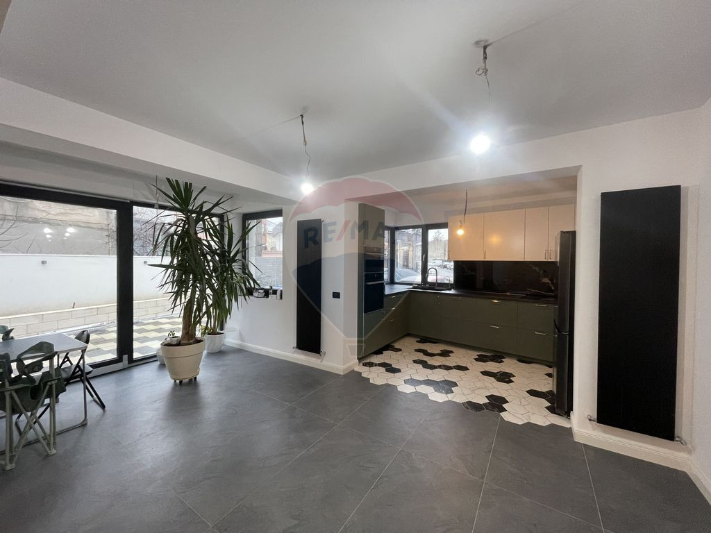 Vila Ronda, Popa Nan Muncii | P+1+Pod 150mp