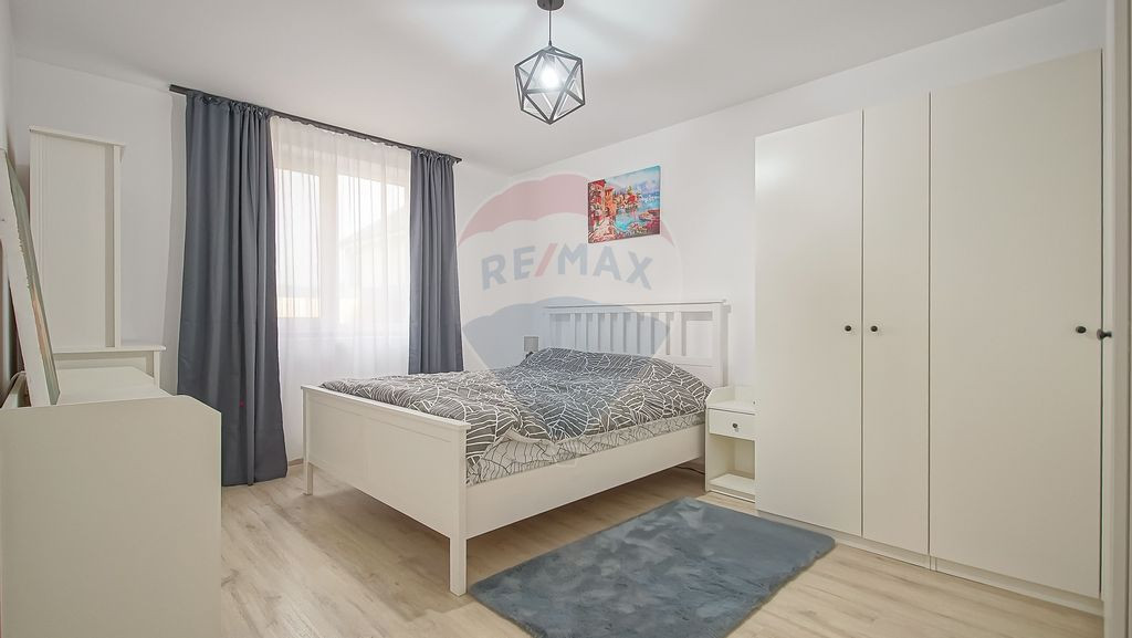 Casă pe parter cu încălzire în pardoseală – Sânpe...