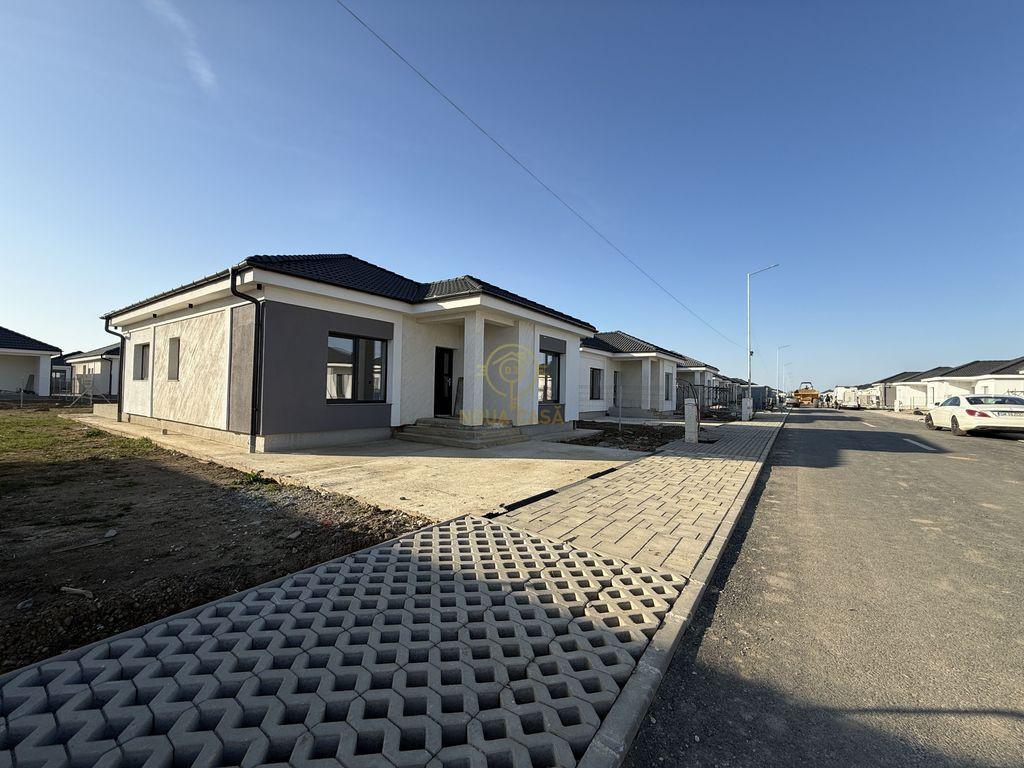 !OFERTA! Casa de vanzare in Cartierul Casandra 3 dormitoa...