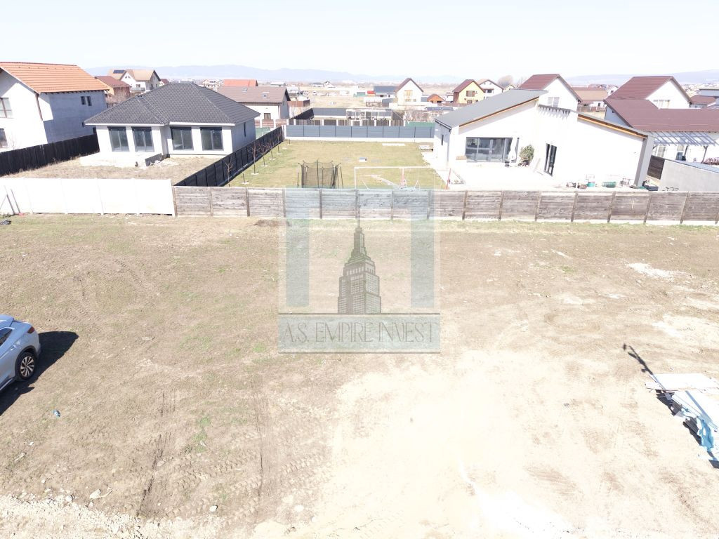 Teren intravilan, cu PUZ, de 535 mp - zona Sanpetru/Prim?...