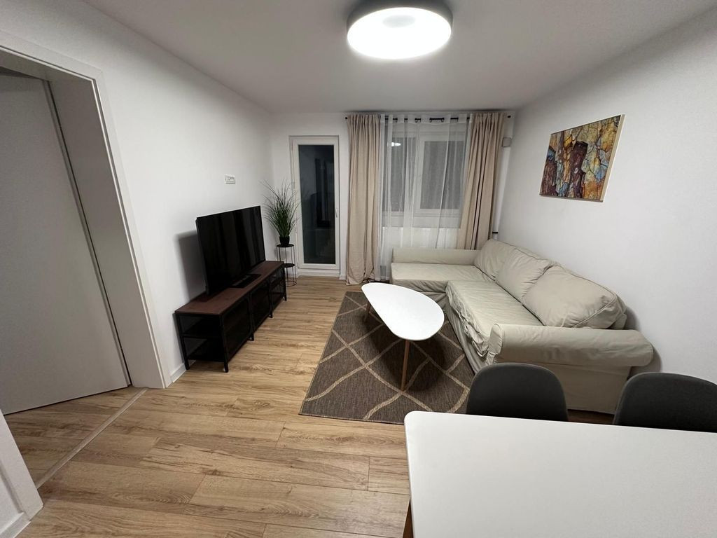 Apartament cu 2 camere prima inchiriere - metrou Tudor Vl...