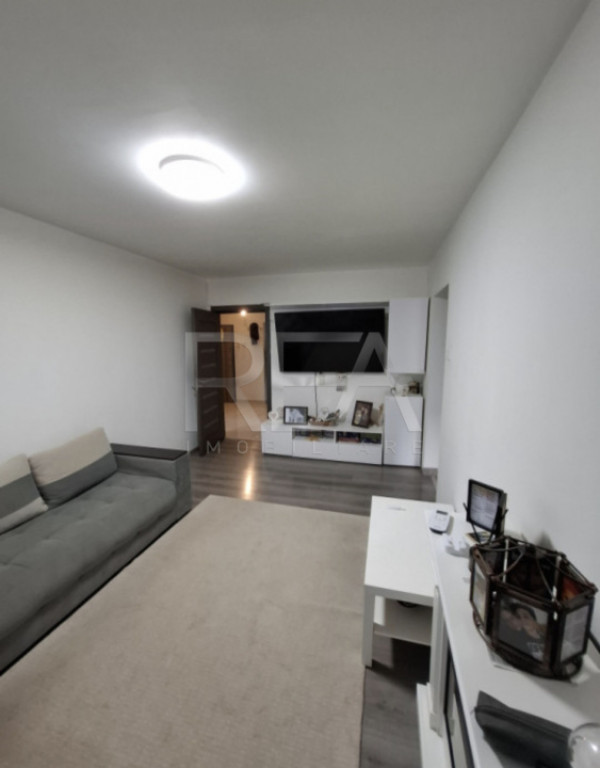 4 camere, P/8, 85mp, bloc 1980-Gorjului, Rasaritului