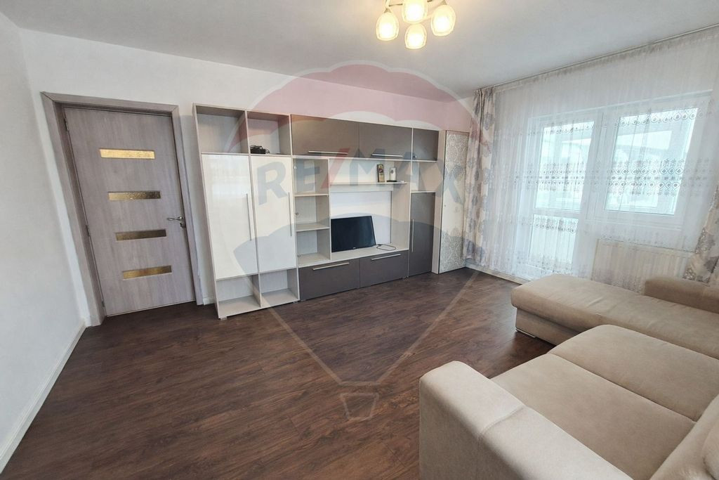 Apartament de inchiriat 3 camere | Loc de parcare | Braga...