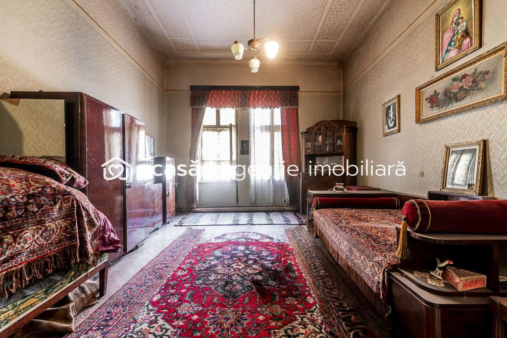 Apartament 2 camere + living – Ultracentral, str. Lucia...