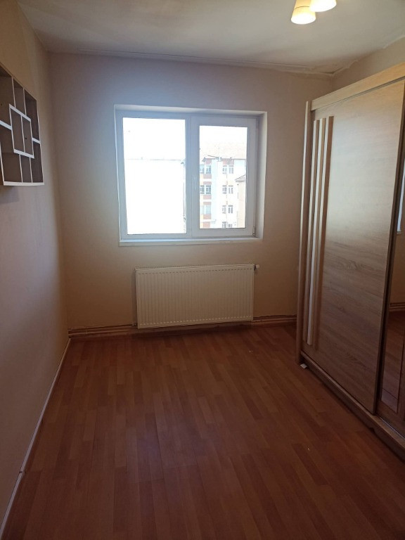 De vânzare apartament cu 2 camere în Sfântu Gheorghe