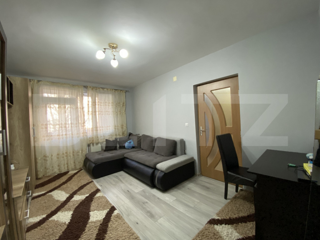 Apartament 2 dormitoare, etaj 1, Decebal, loc de parcare