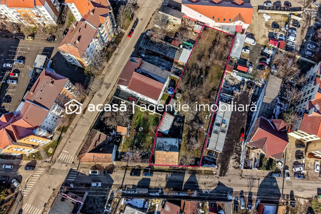 Teren intravilan de vânzare – Str. Pionierilor, Zona Alfa