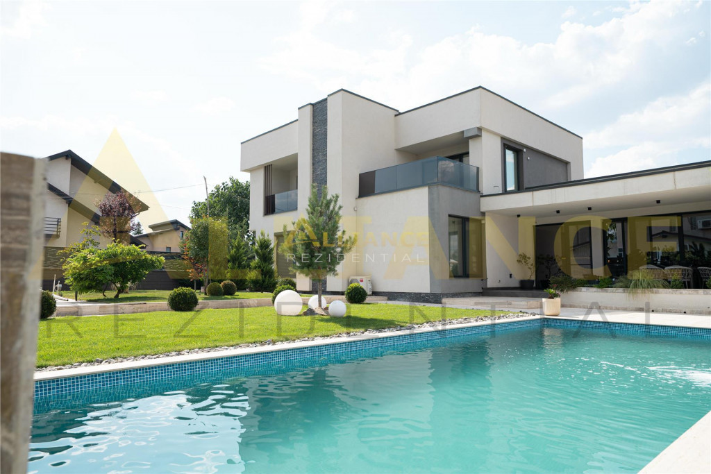 Vila Impresionanta cu Piscina Privata si Gradina de 850 mp i