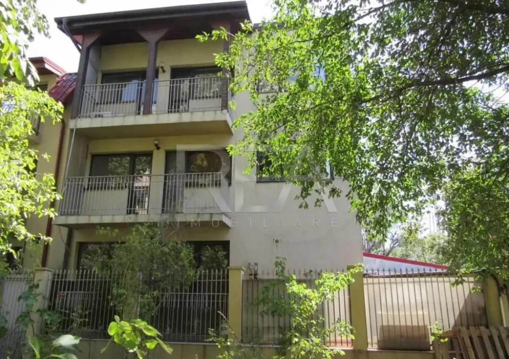 Vila in sectorul 3 zona Trapezului / 1 Decembrie 1918