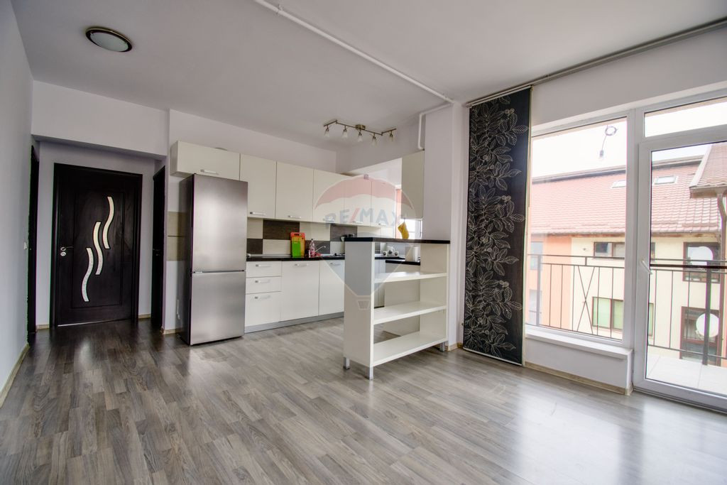 Apartament 3 camere + garaj - Strada Teilor - Floreşti