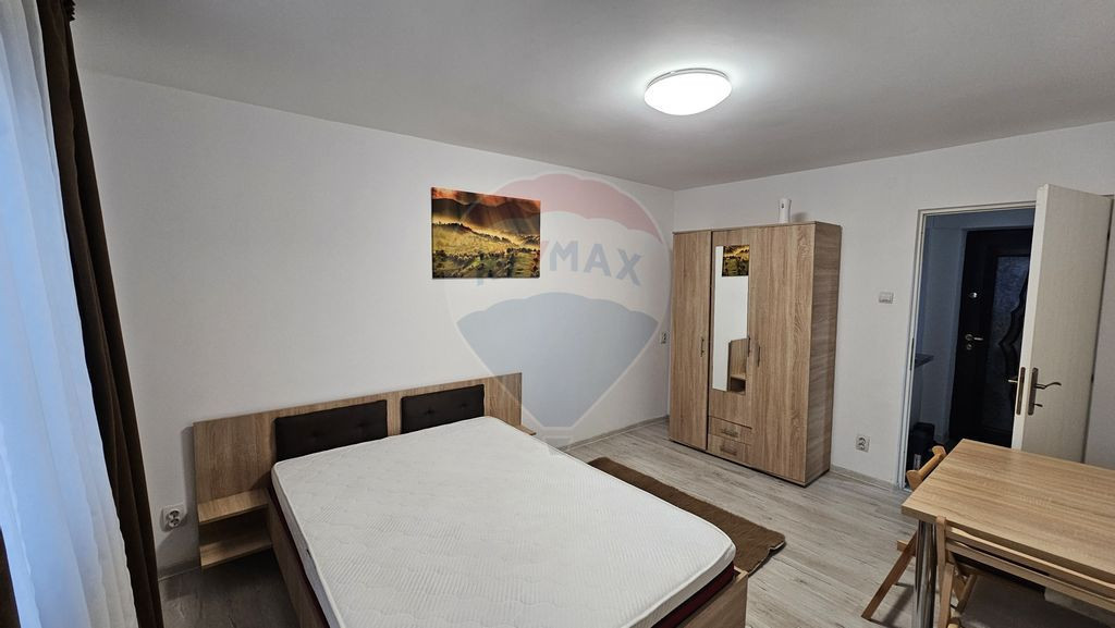 Apartament cu 1 camere de închiriat în zona 1 Mai