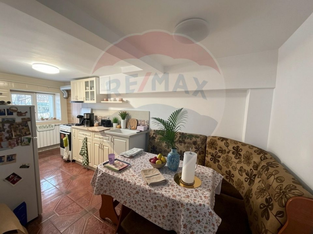 Apartament central zona Ramada