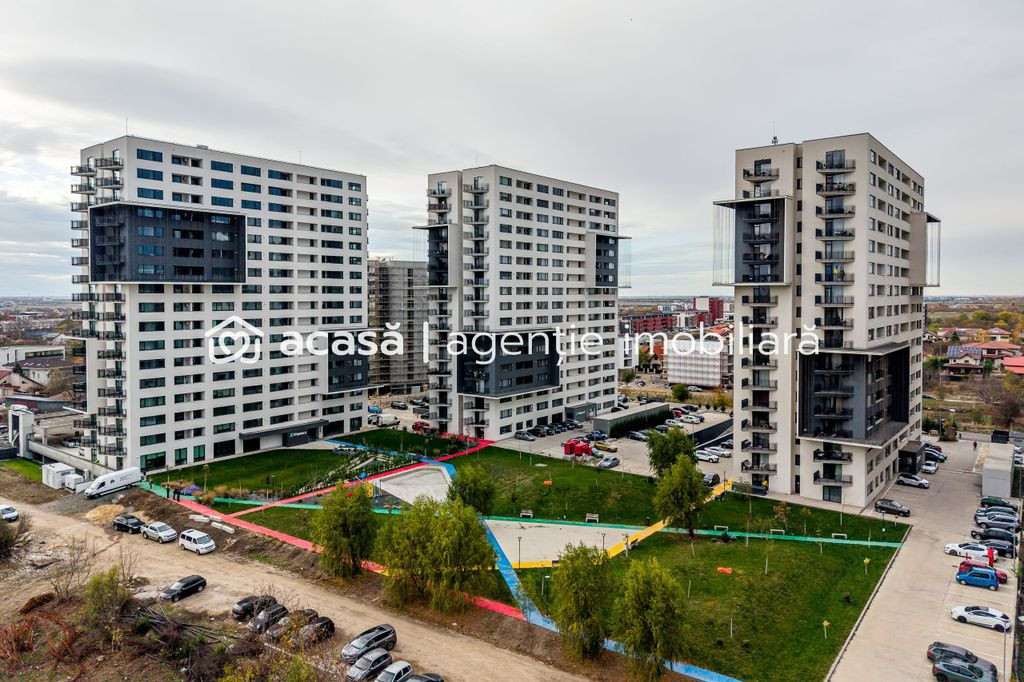 XCity Towers: 3 camere modern, etaj 2, living generos