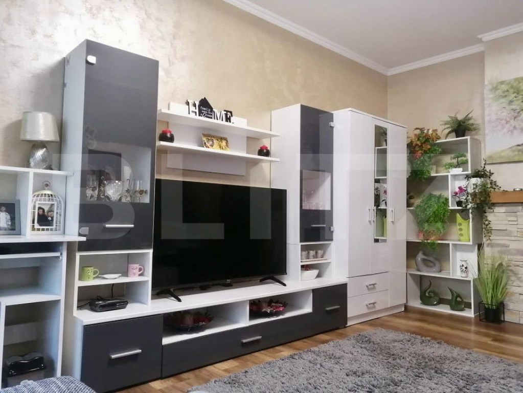 Apartament cu 2 camere, decomandat