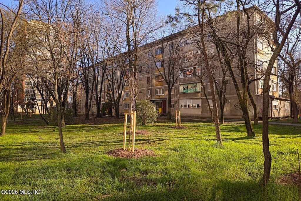 Circumvalatiunii - Gheorghe Lazar - 4 Camere, Etaj 3, 2 B...