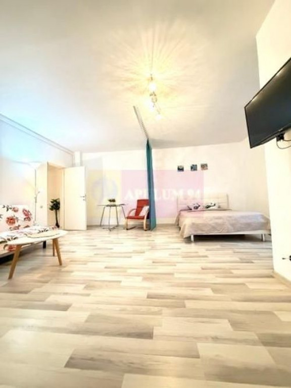 Studio 53 mp ut , LUX Nerva Traian, Mall Vitan