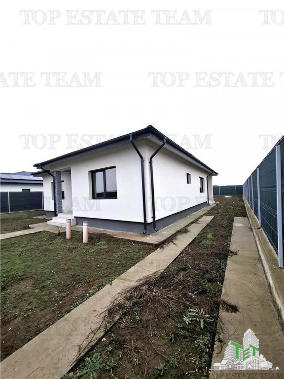 FOR SALE/ Casa parter/zona deosebita/lac/ Corbeanca, Ostratu