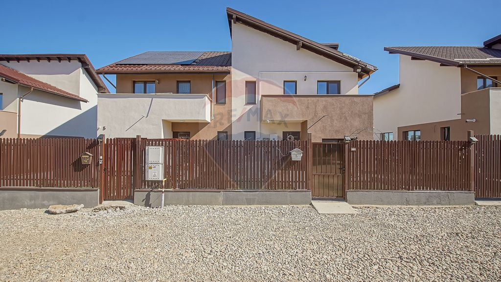 Casă Tip Duplex, Săcele