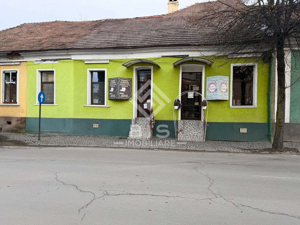 Casa de vanzare - CENTRU