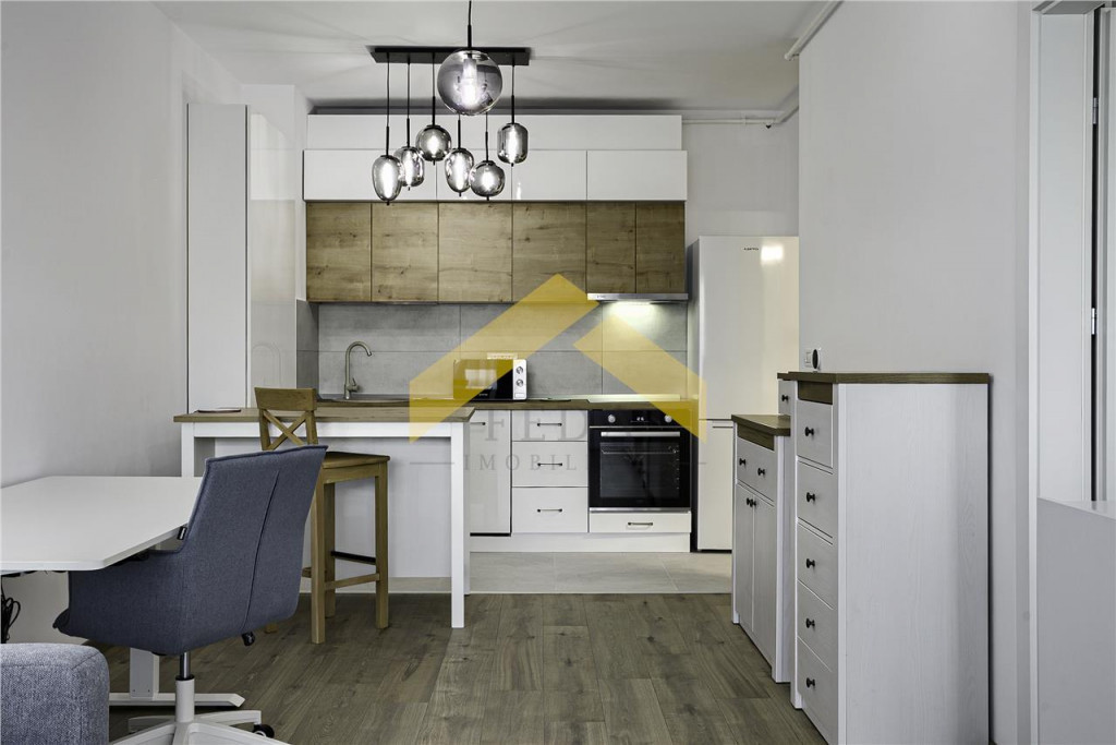 Apartament cu 2 camere de Adora Park