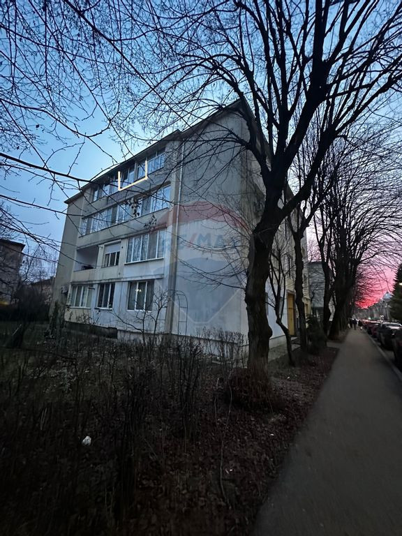 Apartament 2 camere, etaj 3 - str. George Cosbuc 19