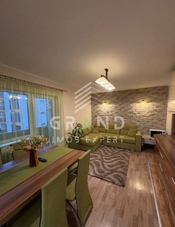 Apartament 3 camere | 2 Balcoane | Parcare | Între Lacuri??