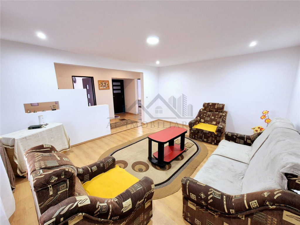 Casa de in Mirolava-Vorovesti