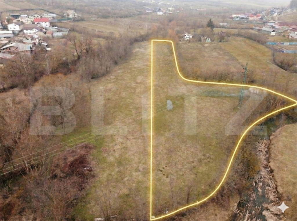 Teren de vanzare, 3470 mp, zona Ocnița