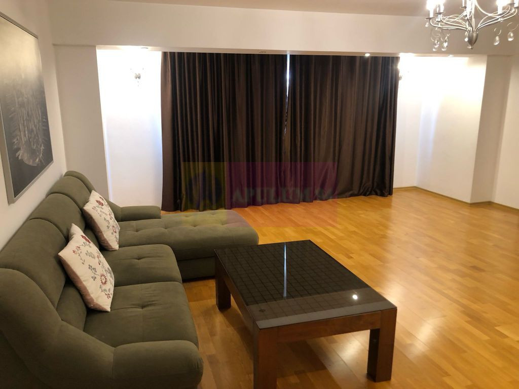 Apartament 3 camere LUX, 99mp, B-dul Unirii, loc parcare ...
