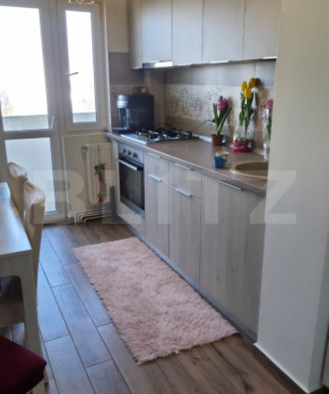 Apartament 2 camere ,decomandat , 50 mp ,zona Vest