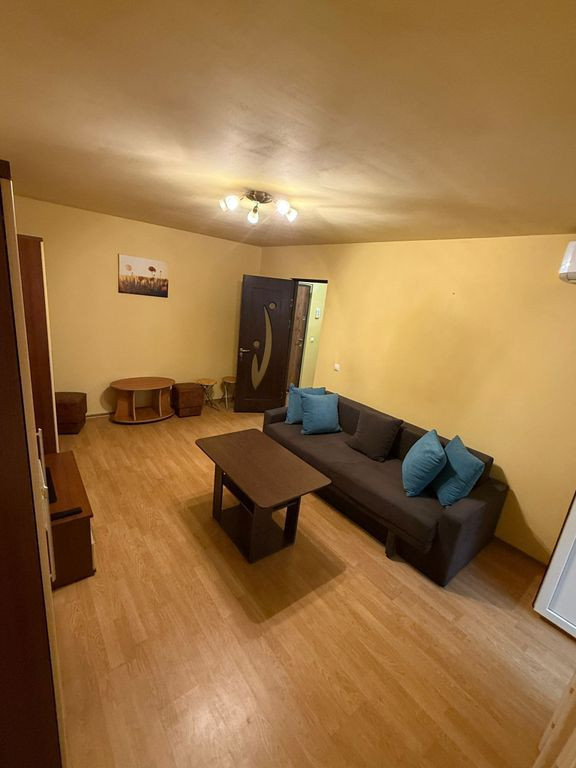 Garsoniera decomandata in Km 4-5, langa scoala 37