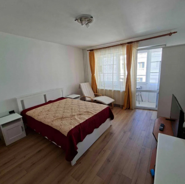 Garsoniera la prima inchiriere, renovata, ultracentrala, zon