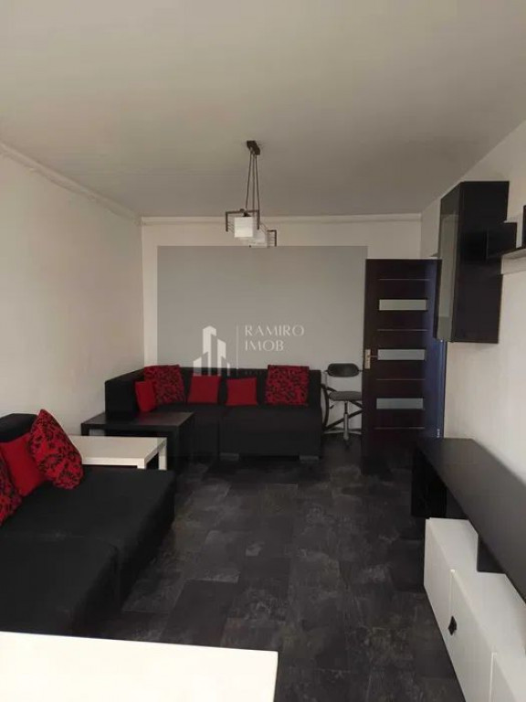 Apartament 3 camere decomandat Metrou Tineretului