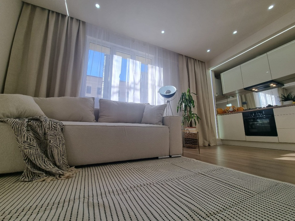 Apartament 2 camere Renovat si mobilat zona Horea Cluj